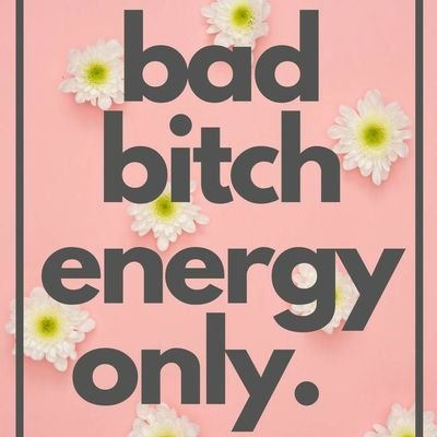 I'm 19💜
Feminist♀️
BROKEN GIRL🖤
Plus Sized🤪
I'm a Writer!📝