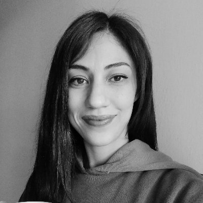 _pamelavazz_'s profile picture. Possibilities are infinite. #WomenEmpowerer #LanguageTeacher #ContentCreator #NatureLover #PersonalGrowth #RitualJunkie  #Technolatina +other witchcrafts