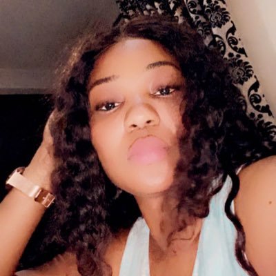 ema64245206's profile picture. Love me🩸oct ♎️