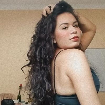 Olhos de cigana oblíqua, dissimulada e proprietária do @sexshop_deliverystm e @lala.modaintima_ 🔥🔥