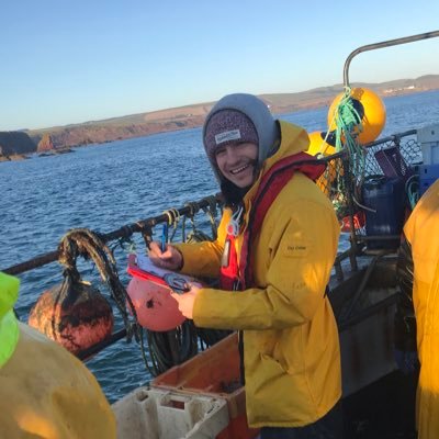 At home on or under the water | marine conservationist @Bluemarinef and a Scottish Cherries fan 🍒