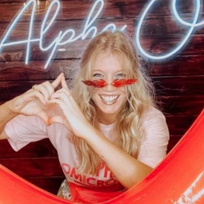 AbbyTamu's profile picture. BIGGGG SWIFTIE😌🤘🏻