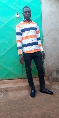 IdrissaDg's profile picture. Homme d' affaire