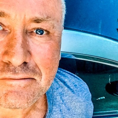 ray_main's profile picture. Photographer shooting interiors and life style worldwide.