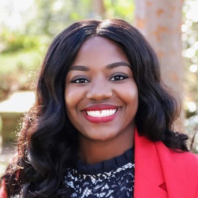 DanielleCheree's profile picture. Small Business Success Strategist 👩🏾‍🏫 SuperMom 🦸🏾‍♀️ Serial Entrepreneur 💰 Free Thought Advocate ✨