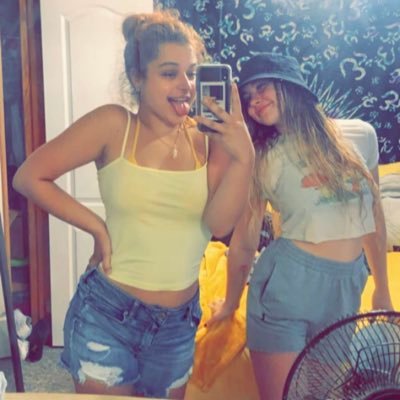 MarisaAdrianne's profile picture. xo