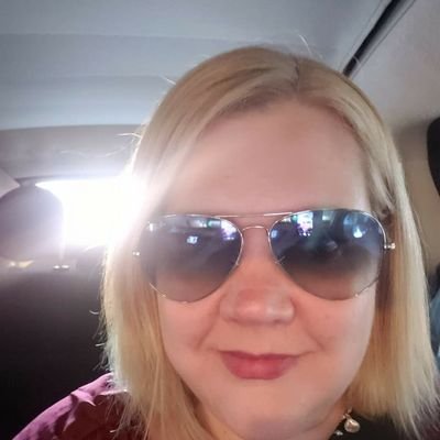 ProfessorAmiM's profile picture. Reader, professor, traveler, faller-downer.