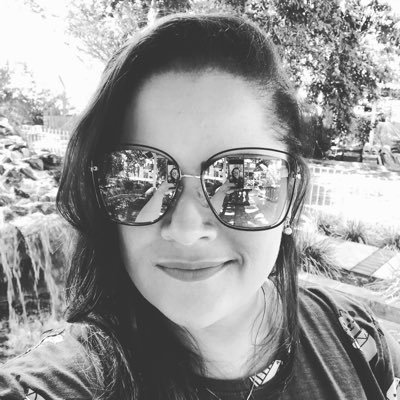 DenisehFoz's profile picture. 