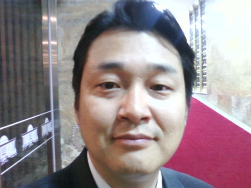 힘없는 중년 배 나온 꼰대