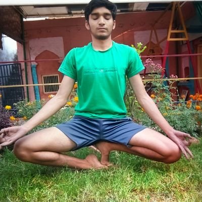 tushantkumar11's profile picture. Yoga student

कृण्वन्तो विश्वमार्यम्
