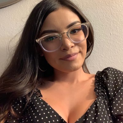 sarahvillaa's profile picture. 