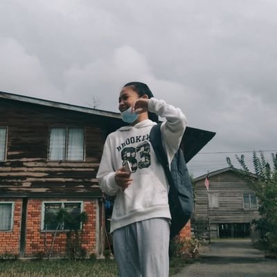 chowenastashia1's profile picture. 아름다운 like a falling sakura 🌸