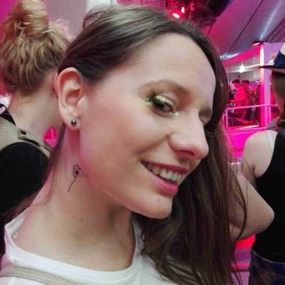 Monika81280848's profile picture. 