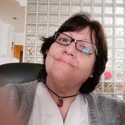 Vive y deja vivir ese es mi lema i
Y enamorada de mi marido!
❤️❤️❤️Y soy fan de la nave del misterio. Plano 7. Evi wonderworld👍😘🌹y de la tribu milenaria🌹😘