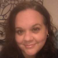Laurie Hill - @LaurieH31561516 Twitter Profile Photo