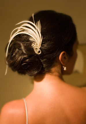 bhrtweets's profile picture. Bride's Head Revisited designs and creates custom bridal accessories: veils, crystal combs, silk flowers and french veils.