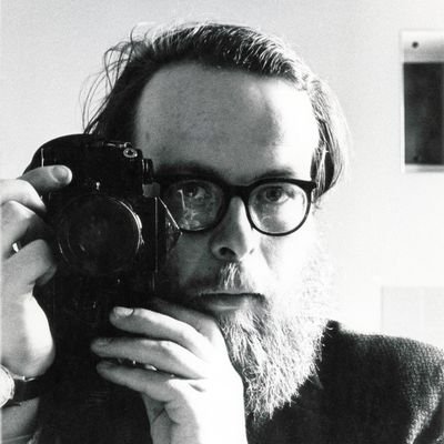 ROBERTBLOMFIEL2's profile picture. Street photography Edinburgh London Newcastle Sheffield Glastonbury 1957-1971. Account curated by estate. Images, prints, book, archive info via website.