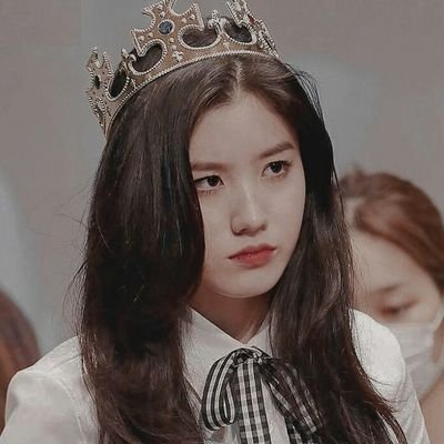 chevitle's profile picture. Tjokorda Vidya Sveta Ranindita.
