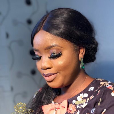 efomo_sarah's profile picture. Actress/Coach/Biochemist 
CEO- ESONATURALS & ESOHAIRS