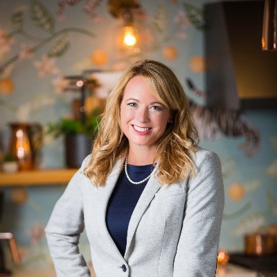 Director, Brand and Product Communications @GEAppliancesCo Foodie. Nature girl. Passion for challenges. Kentucky Derby enthusiast. Bourbon lover.