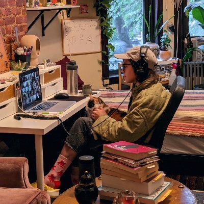 calleynlsn's profile picture. multidisciplinary artist musician writer conglomerate / they/them