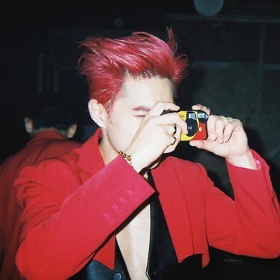 exodeux88's profile picture. kai laughed and played with ten; kai commented on how ten's korean name 'youngheum' is super cute; kai hugged ten while going down the stage