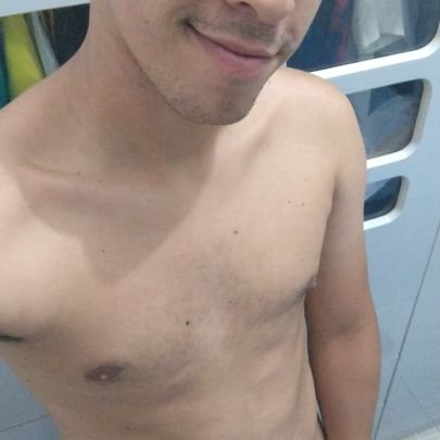 😏😈 Bissexual versátil, pau uncut 20cm, tô aqui só pra me exibir