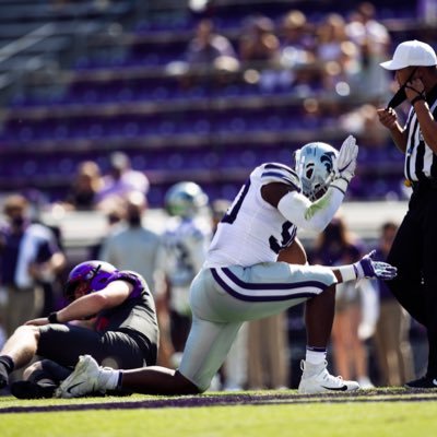 ♒️ God First . Defensive End @ Kansas State University #FreeWillie. Assistant Dline/ Rb coach at Lamar middle school # #Pass rush specialist 🥷🏾