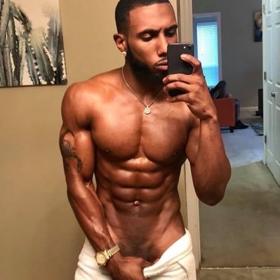 Massages $200 / Photo Shoots / Content Booking / dm me for all business inquires.