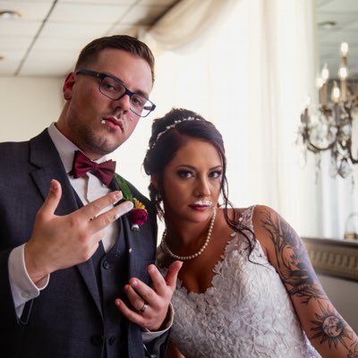 baileyworthing's profile picture. dumbed down and numbed by time and age.