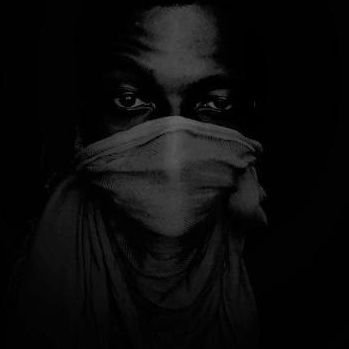 I can be crazy some times, but I'm sweet 💯💯, play play boi, vawulence is my calling, but peace is my favorite