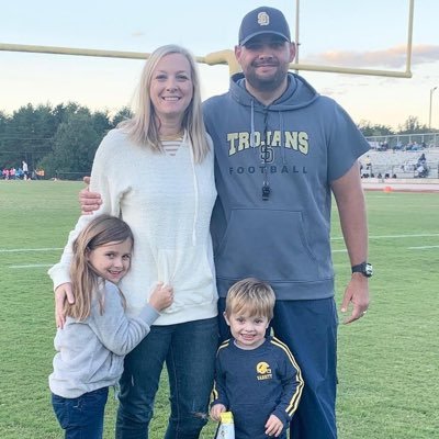 Christian, Husband to April, proud father of Wylie Jewell, Josiah Clyde, and Maverick Boone. Soddy Daisy Football, USAW Level 1