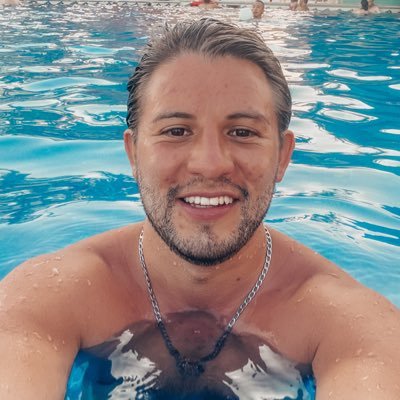 AlexisOrtga's profile picture. Mi única originalidad son mis errores.