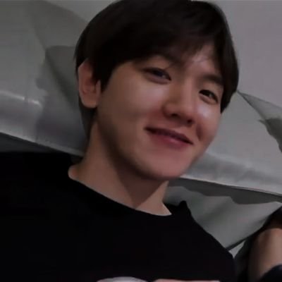 ช็อคโกแลตคือของหวาน🍫
สตอเบอรี่คือผลไม้🍓
แบคฮยอนคือความน่ารั้ก🍕