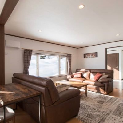 yoteimoon's profile picture. 5 minutes drive from Rusutsu Resort 5 bdrm big house Perfect for families and friends ルスツリゾートから車で5分の庭付き一軒家の民泊・羊蹄ムーンです♪ 5寝室・2リビングの広々としたお家です