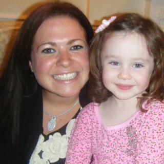 suziistone's profile picture. 