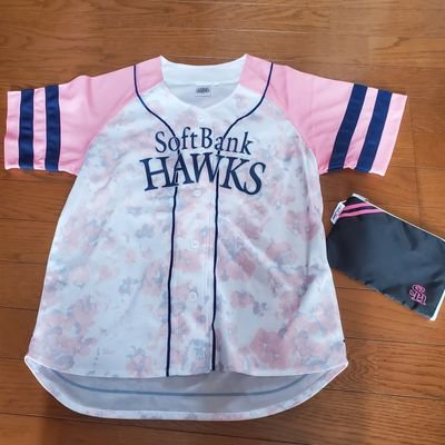 kamekana0112's profile picture. 福岡在住/89-90line/スト→森本慎太郎/キスマイ→玉森裕太/EIGHT→大倉忠義/亀梨和也/嵐/スノ他多数☆無言フォロー❌気軽に絡んで😊
ソフトバンクホークス🎶 EXILE　三代目　SECOND