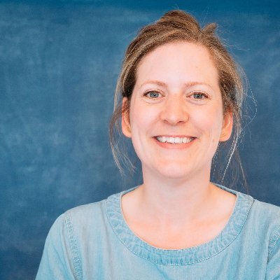 Founder/Director of Speaking Works. Helping individuals & businesses speak with impact and manage nerves around communication. MA in Voice Studies.