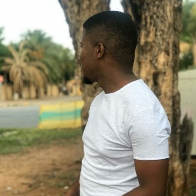 Software Developer |Freelancer|Building Cool Stuff Through: @MonengStudios |Maven|Motla le Pula
📩: info@kgotsofatjomafane.com |
Check my portfolio below👇