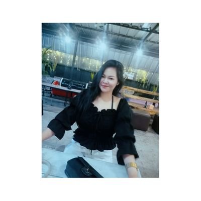 rinnapuspita's profile picture. Beauty is in the eye of the beholder