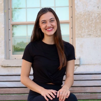 WeGo High School Spanish Teacher 👩🏻🏫 | UIOWA class of 2019 🎓 WeGo class of 2015 🐾