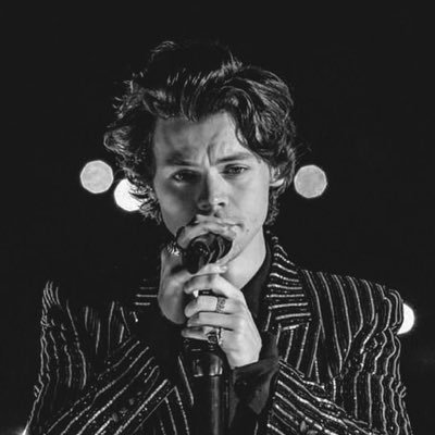 • Them butterflies they come alive when I'm next to you💫 •