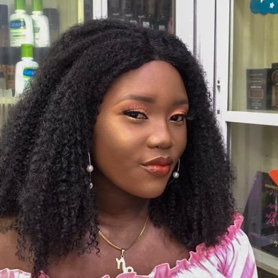 Itsoyin_'s profile picture. Black💎
Beautiful 
A dancer
And a lover of food😌💖