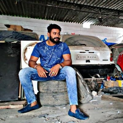 mithun_sujith's profile picture. ಎಲ್ಲಿ ಜೀವನ ನಡೆವುದೂ ಅದೇ ನಮ್ಮೂರು ಯಾರು ಸ್ನೇಹದಿ ಬರುವರೂ ಅವರೇ ನಮ್ಮೊರು