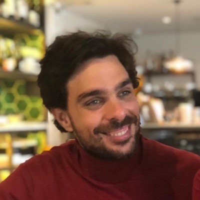 Antonioparetas's profile picture. Asesor Inmobiliario en Barcelona y fundador de Vive Con Gracia 🏡 | Me considero un emprendedor al que le apasiona innovar y mejorar el statu quo🚀