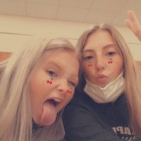 lily (@lilydaniels2002) 's Twitter Profile