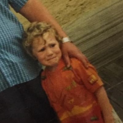 joebarrow97's profile picture. At this point it's minimal giggles and mostly shit