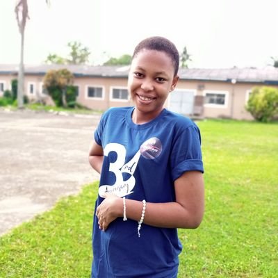 OlaMirror's profile picture. Am a strong lady