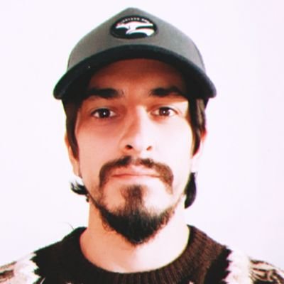 CapillaDavid's profile picture. Periodista y docente