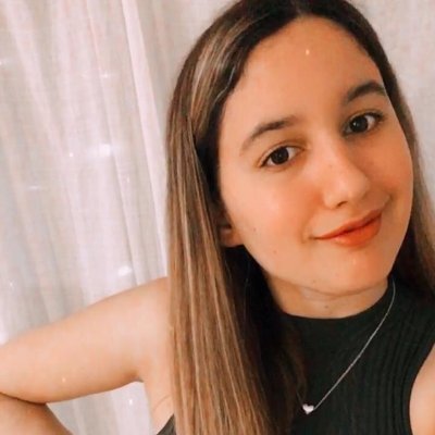 Siganme en IG como @esachicaqueprograma, donde comparto recursos gratuitos para aprender a programar, y tips para entrevistas laborales en IT